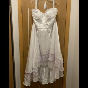 Bridess White Tulle Wedding Dress 24W HI LO